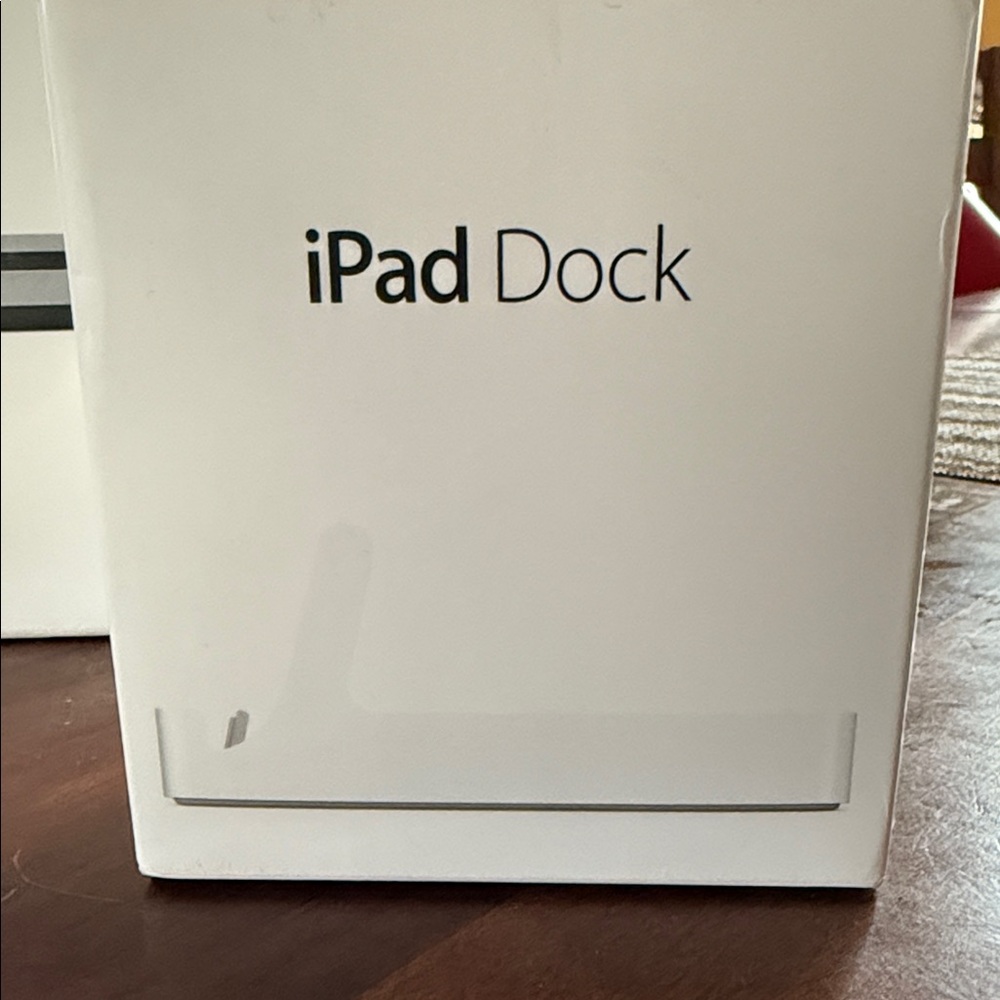 Apple iPad Dock - Classic White